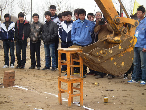 榆林挖掘机技校